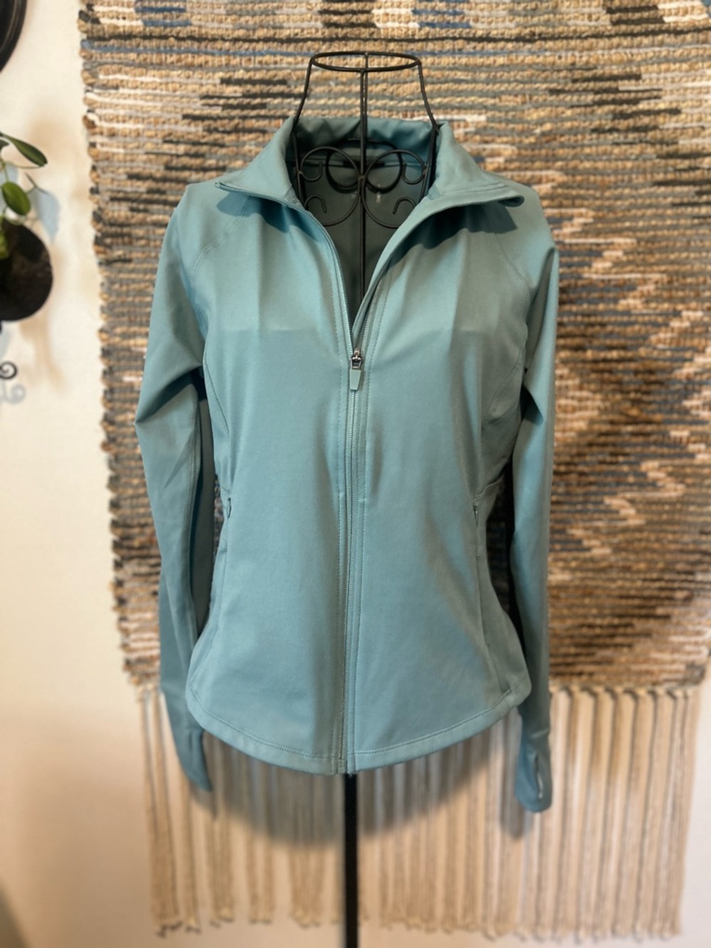 Jockey Women’s Lightweight Full-Zip Jacket